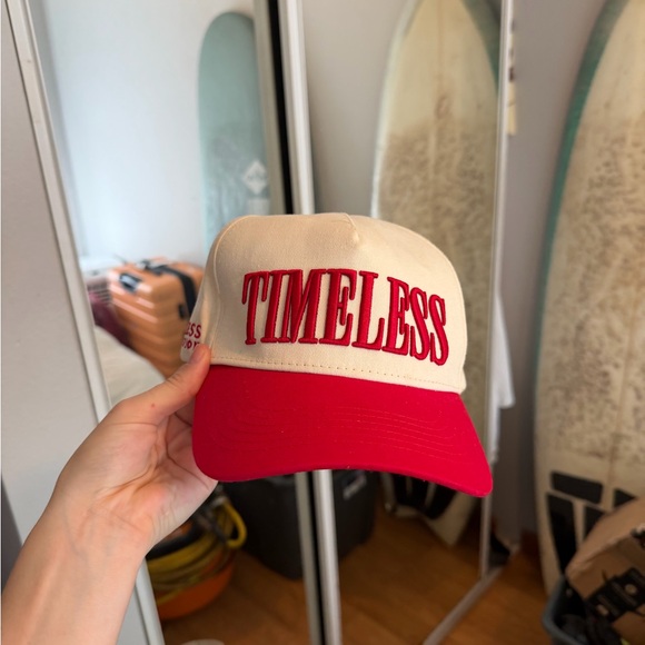 TIMELESS HAT - Picture 2 of 10